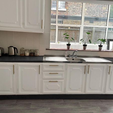 Balham, South London Spacious Guest House 1, 6 Rooms Available Exterior foto