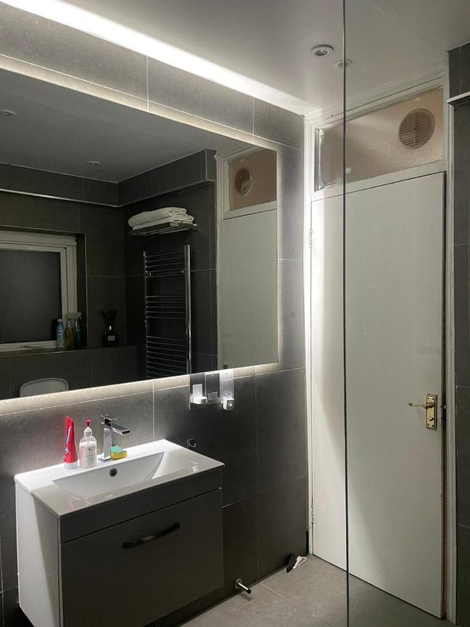 Balham, South London Spacious Guest House 1, 6 Rooms Available Exterior foto